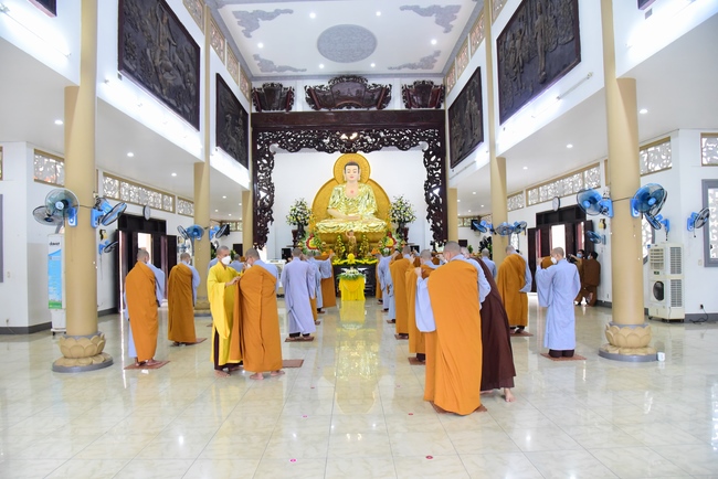 Lễ truyền giới Sa di Phương Trượng